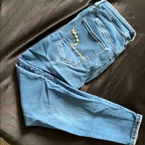 American Eagle hi-rise Jeff if’s